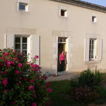 Chambres D'Hotes L'En Haut Des Vignes Mérignac Zewnętrze zdjęcie