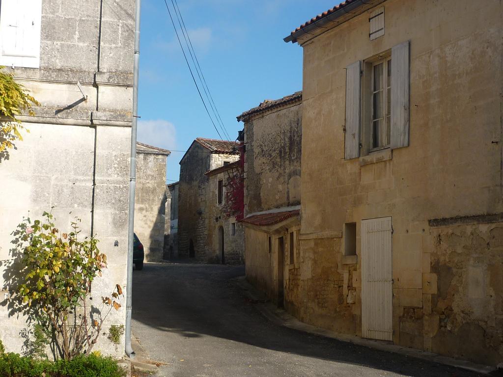 Chambres D'Hotes L'En Haut Des Vignes Mérignac Zewnętrze zdjęcie