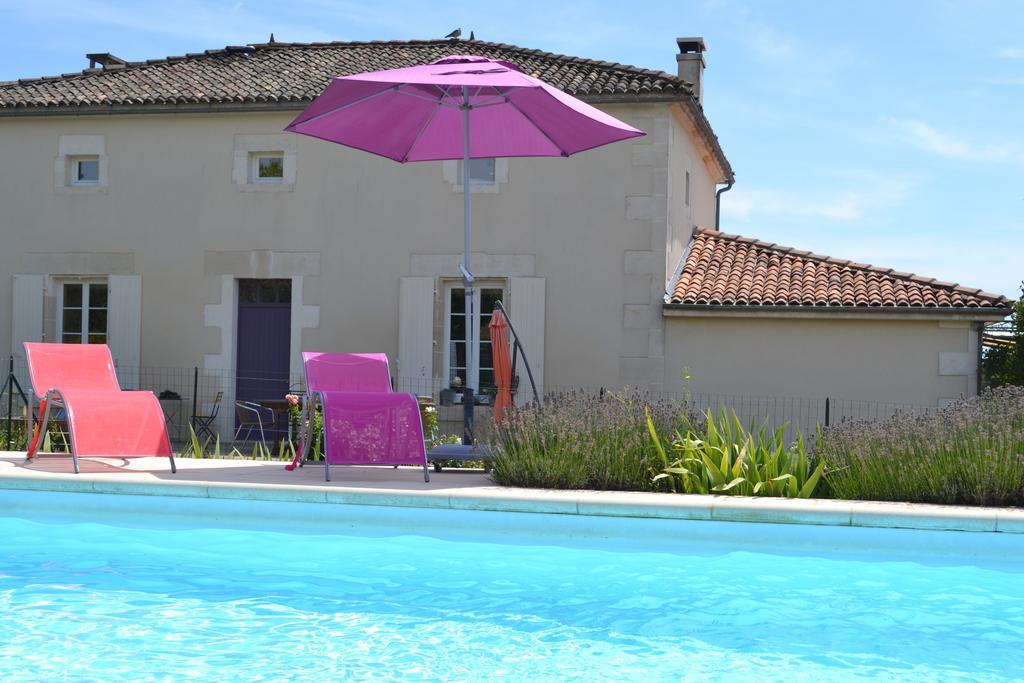 Chambres D'Hotes L'En Haut Des Vignes Mérignac Zewnętrze zdjęcie