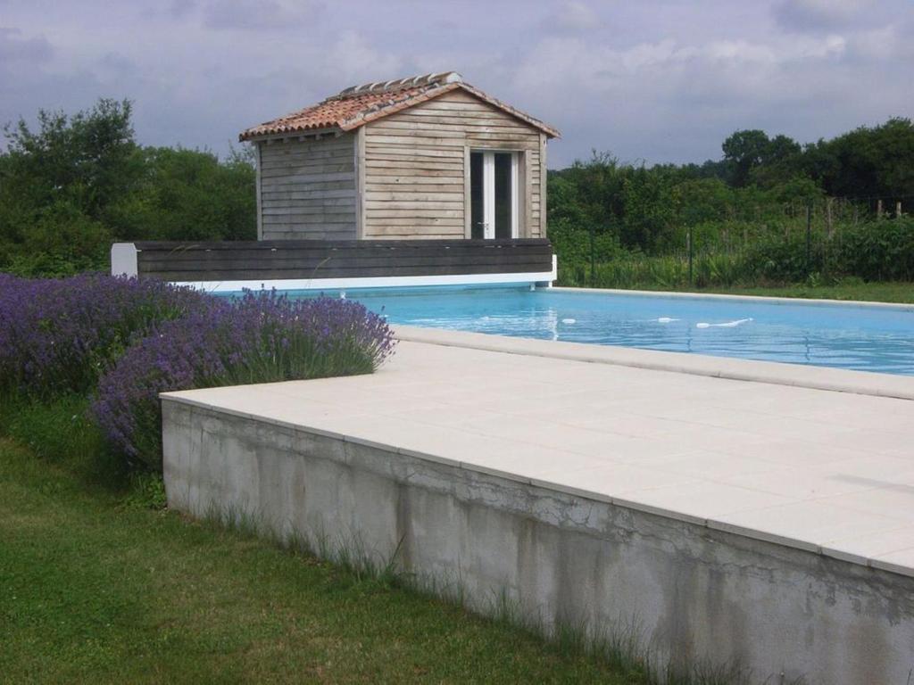 Chambres D'Hotes L'En Haut Des Vignes Mérignac Zewnętrze zdjęcie