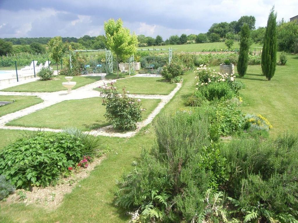 Chambres D'Hotes L'En Haut Des Vignes Mérignac Zewnętrze zdjęcie